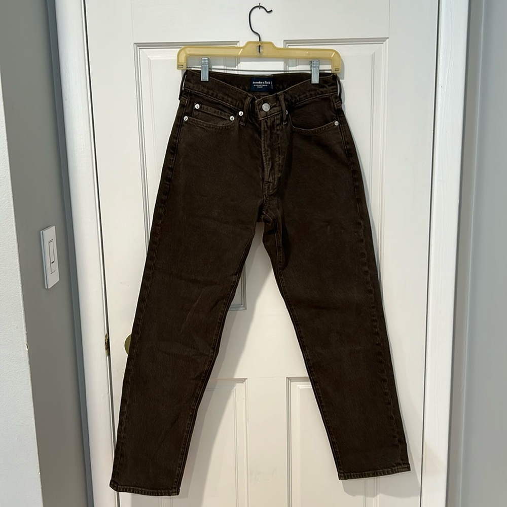 Men’s Abercrombie & Fitch Vintage Stretch Straight brown jeans. Size 28w 30l